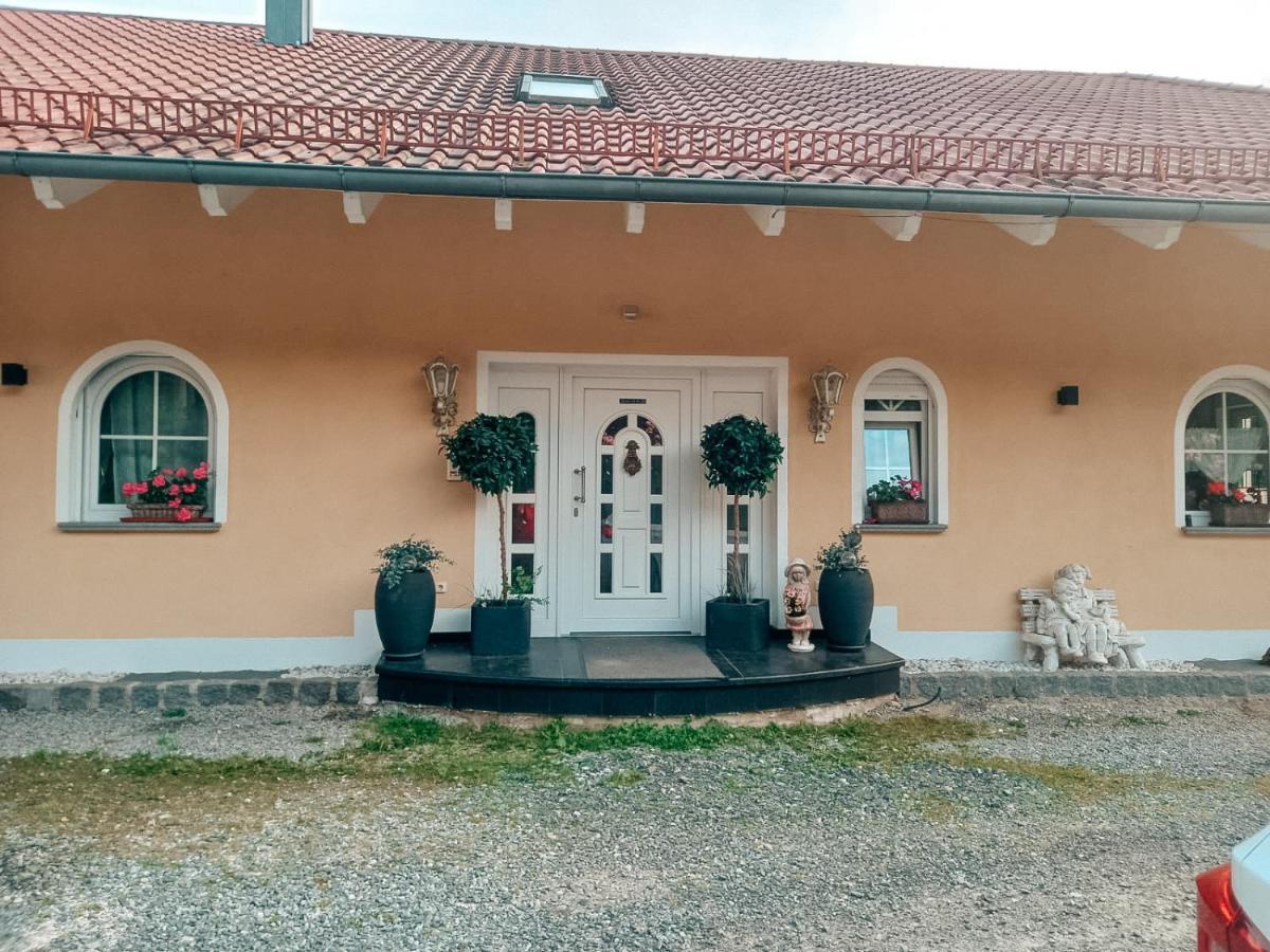 Apartamento Panorama-Residenz, Mit Pool Kötzting Exterior foto